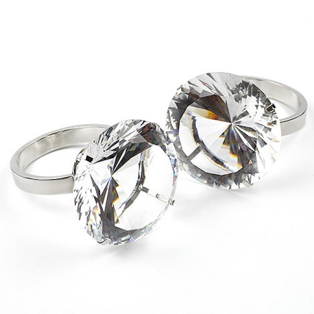 婚禮用品推薦 6cm鑽石 戒指 求婚必備